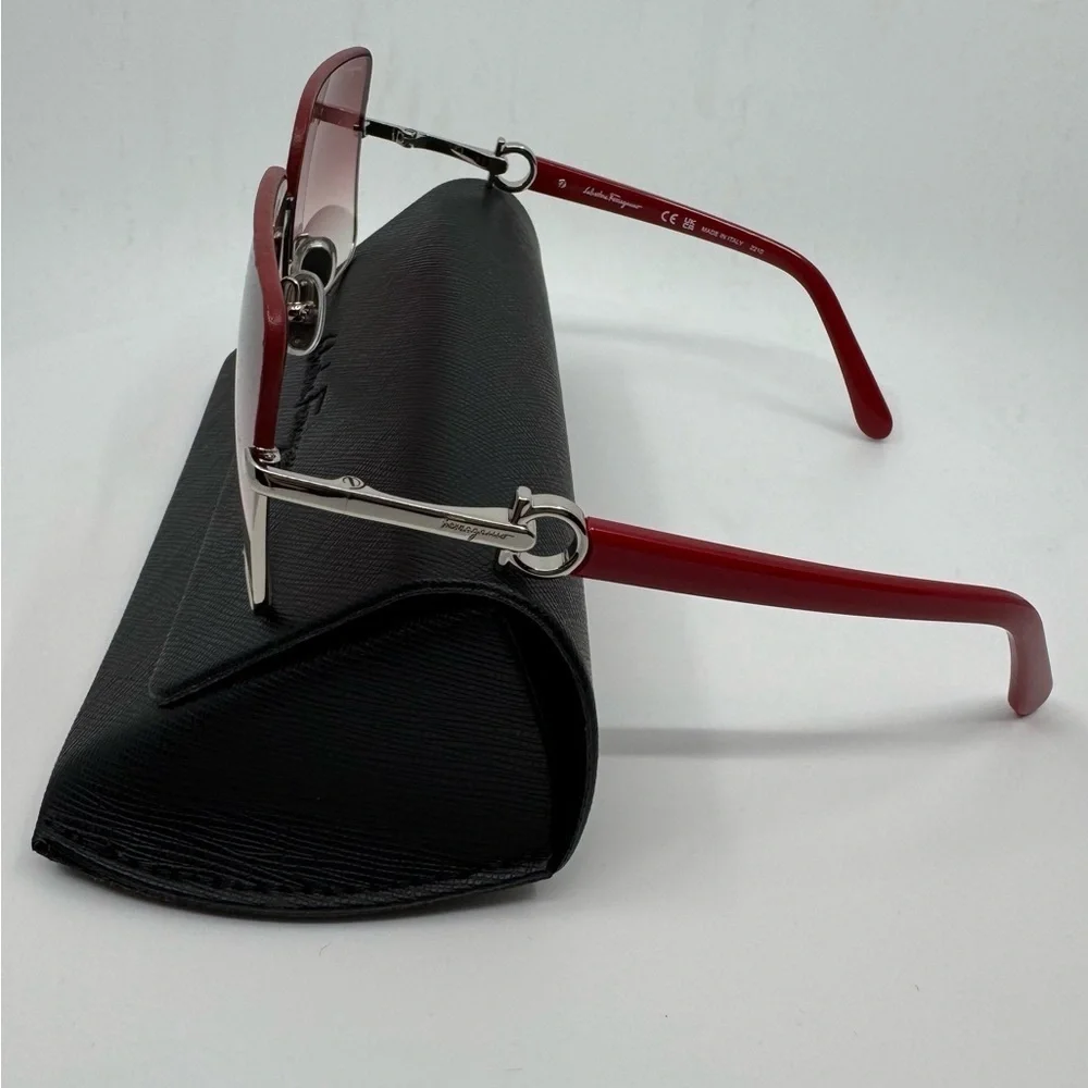 Salvatore Ferragamo these farragamo